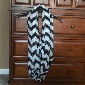 Chevron infinity scarf